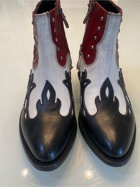 Mezcalero Leather Flame Cutout Studded Western Ankle Boots Size 7 NWOB